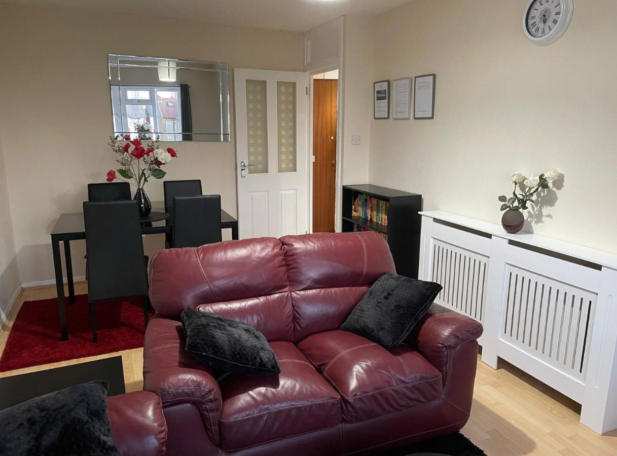 Nnk Air Bnb Enfield Zewnętrze zdjęcie