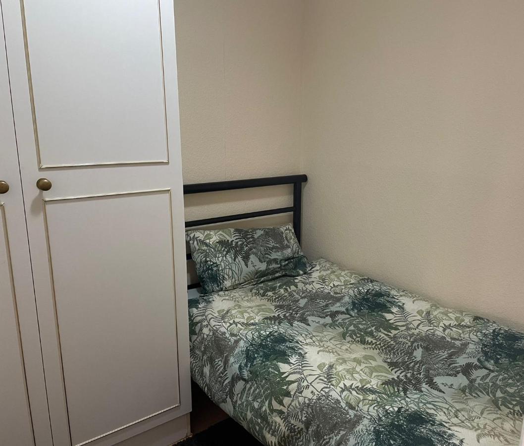 Nnk Air Bnb Enfield Zewnętrze zdjęcie